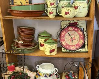 Home Interiors New Apple 🍎 Collection. Sold as a Complete Set