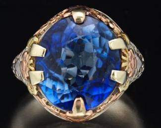 Antique TriColor Gold and Fusion Grown Blue Sapphire Ring 