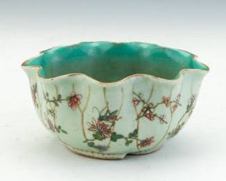 Chinese Antique Porcelain Carved and Enamelled Lotus Shape Bowl, Qing Dynasty 