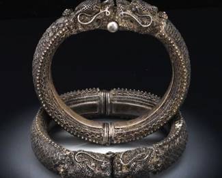 Chinese Antique Pair of Imperial Silver Dragon Bangles, Qing 