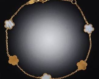 Ladies Gold and Mother of Pearl Floral VCA Style Bracelet 