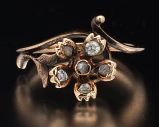 Ladies Victorian Gold and Diamond Floral Ring 
