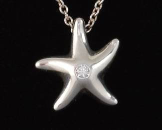Tiffany  Co. Elsa Peretti Sterling Silver and Diamond Starfish Slider on Chain Necklace 