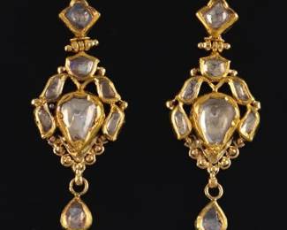 Ladies Mughal Style Gold and Diamond Dangle Earrings 