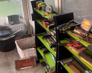 Tools on CD/DVD shelving