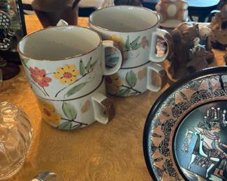  Vintage floral Speckled Stoneware soup mug / set of four 