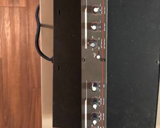 DOD SR835 Harman Stereo 2 way or Mono 3 way Crossover 