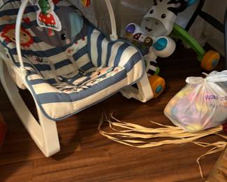 Baby items and toys 