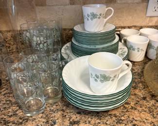 Vintage Corelle dinnerware set featuring the discontinued Callaway “Ivy” pattern 