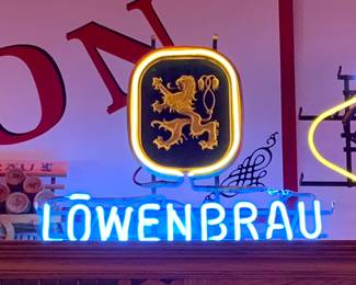 Vintage Löwenbräu Beer neon sign 