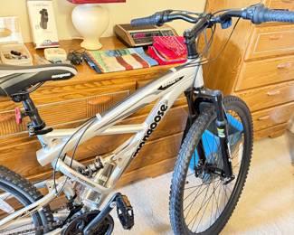 Mongoose Bike. New