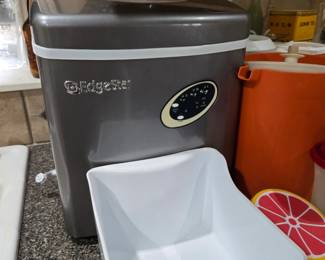 EdgeStar Counter Ice Maker