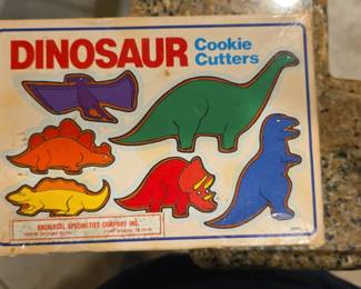 Universal Specialties Company Dinosaur Cookie Cutters