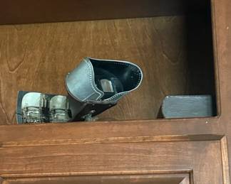 Stereoscope with Brooklyn Bridge Stereoview Cards