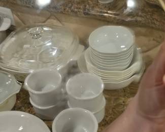 Pyrex Clear Glass Round Casserole Dish Lid second image