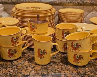 Vintage Taylor Smith  Taylor Reveille Rooster Pattern Ceramic Dinnerware Set
