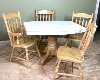 Trestle Kitchen Dining Table with 4 Chairs