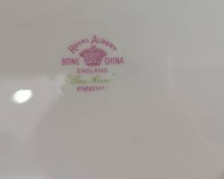 Royal Albert "Tea Rose" Bone China Cake Plate