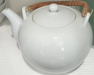 White Ceramic Teapot with Rattan Handle
