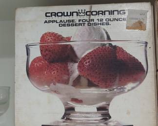 Crown Corning Applause Dessert Dishes Set
