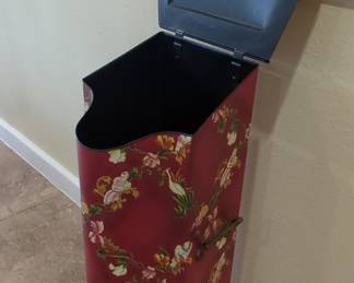 Vintage Chinoiserie Tole Waste Paper Bin