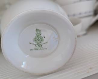 Royal Doulton Tiara H.4915 Dinnerware Set