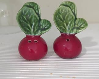 Ceramic Radish Salt and Pepper Shakers - DOIY Design