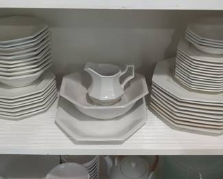 Johnson Brothers Heritage White Octagonal Dinnerware Set