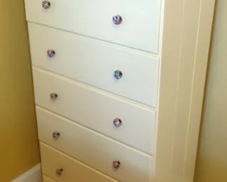 Cream Painted FiveDrawer Chest with Decorative Knobs