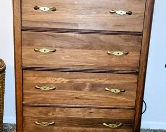 Chest of drawers
