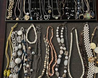 Costume jewelry 