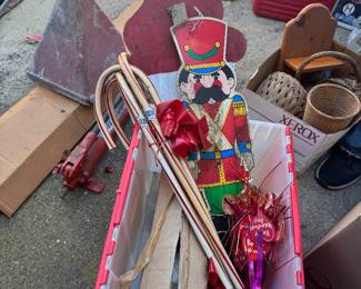 GARAGE ITEMS/CHRISTMAS