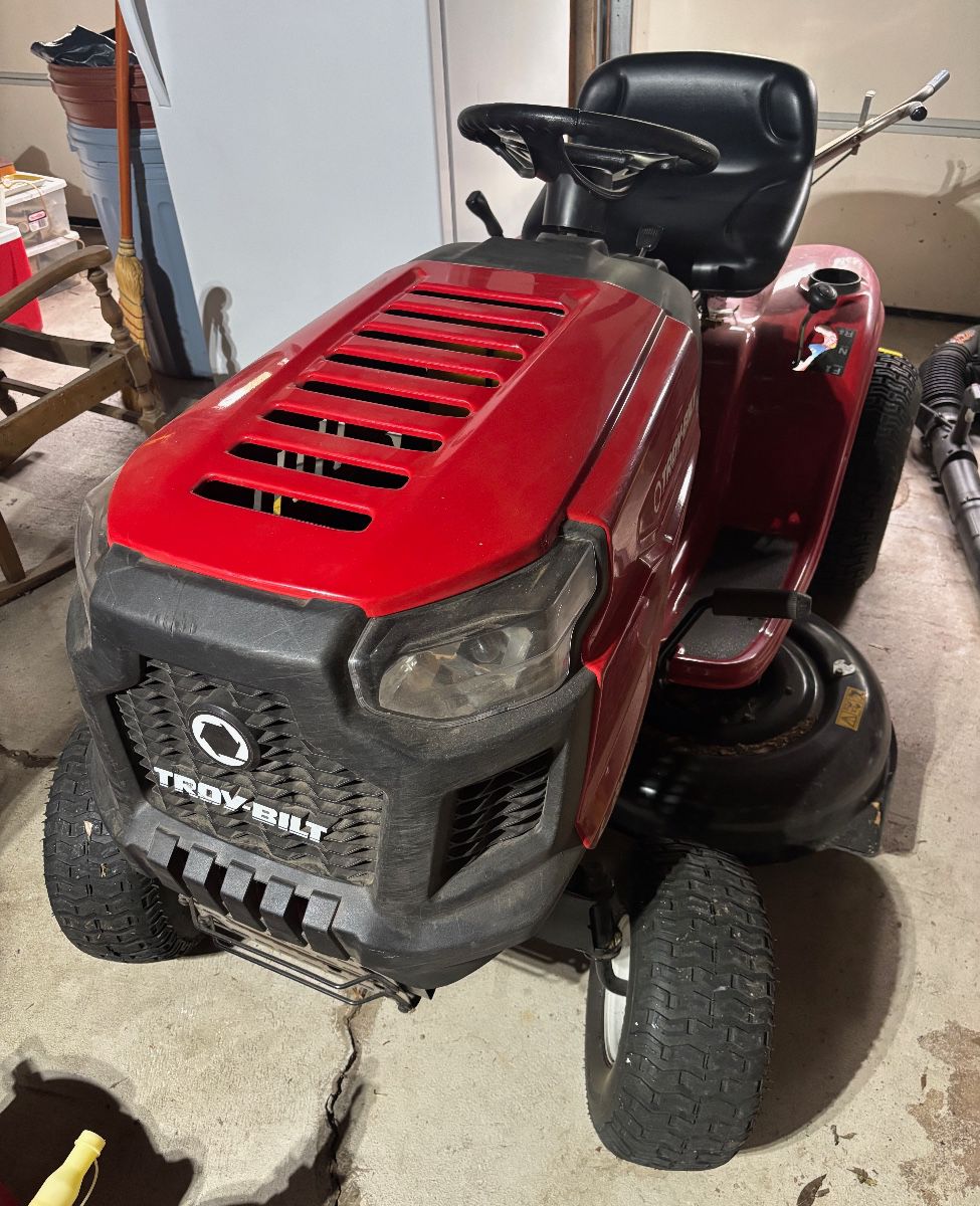 Troy-bilt Riding Mower