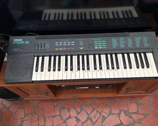 Yamaha Keyboard