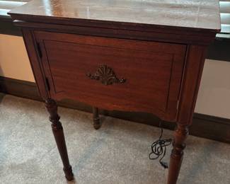 Atlas Sewing Machine