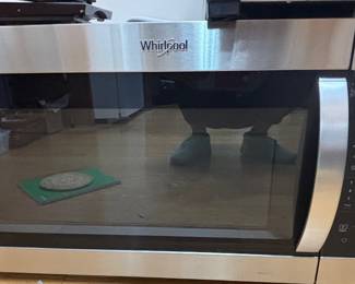 Brand New Whirlpool Under Cabinet Mount Microwave