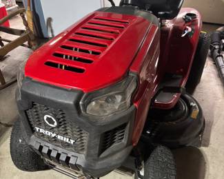 Troy-bilt Riding Mower