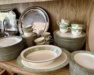 Beautiful set of Noritake Isolde dishes