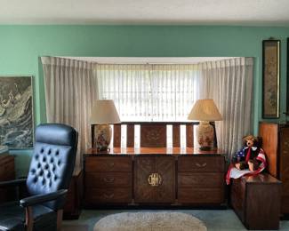 Bedroom furniture, art