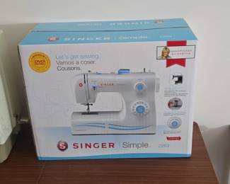 Singer Simple Sewing Machine