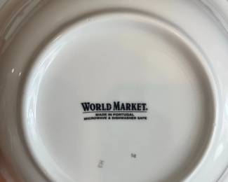 World Market Medallion Pattern Dinnerware Set B third image