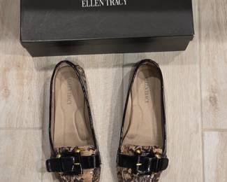 Ellen Tracy Womens Loafer Flats