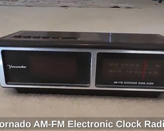 Vornado AMFM Electronic Clock Radio