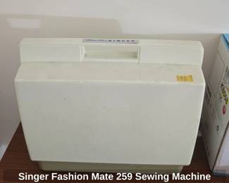 Singer Fashion Mate Sewing Machine