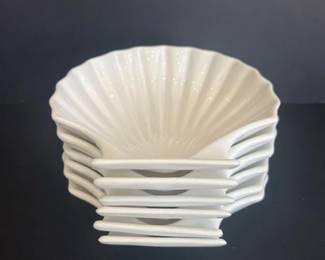 White Ceramic Scallop Shell Plate second image