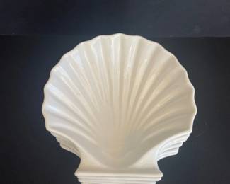 White Ceramic Scallop Shell Plate