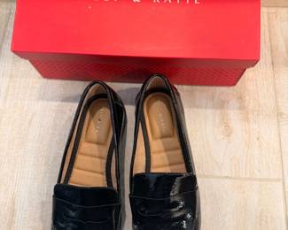 Kelly  Katie Womens Black Patent Leather Loafers