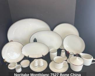 Noritake Montblanc Bone China Dinnerware Set