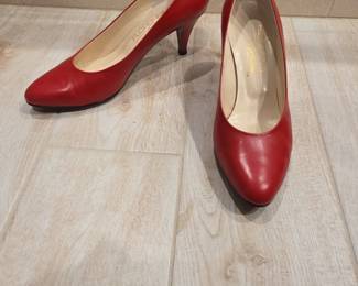 Florsheim Signature Womens Red Leather Heels