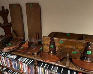 WALL DISPLAY SHELVES